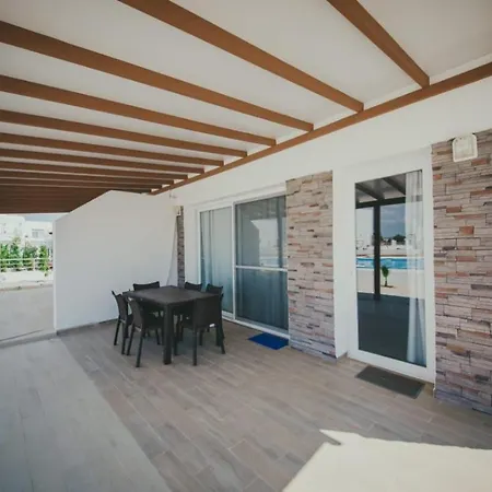 Трехкомнатные Апартаменты В Жилом Комплексе Caesar Beach D3 Flat4 Boghaz